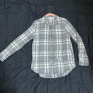 Women’s oversized flannel